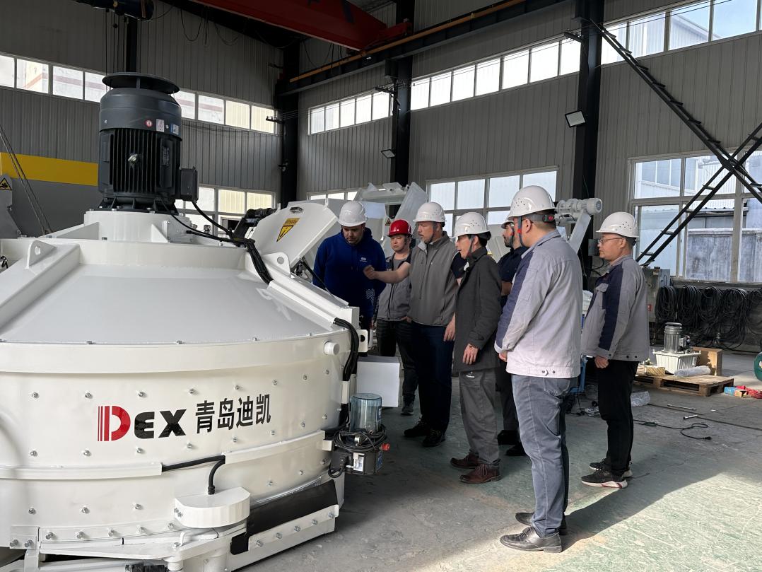 行星式攪拌機(jī) 行星式攪拌機(jī)